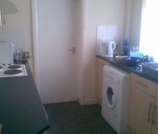 3 Bed Student House - Stockton-on-Tees - Photo 2