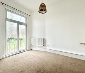 Plains Of Waterloo, Ramsgate, CT11 8HX, Kent - Photo 2