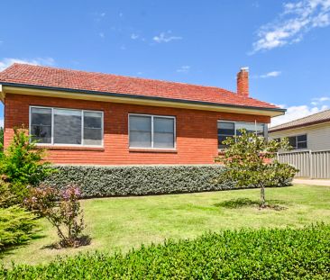 8 Legacy Avenue, Orange. - Photo 1