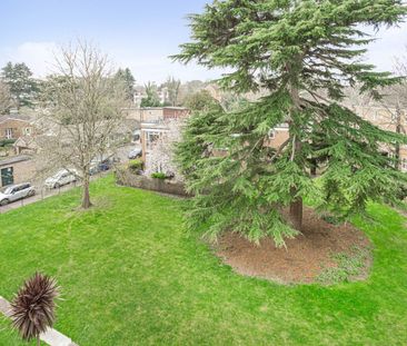 Burton Lodge, 15 Portinscale Road, London, SW15 - Photo 2