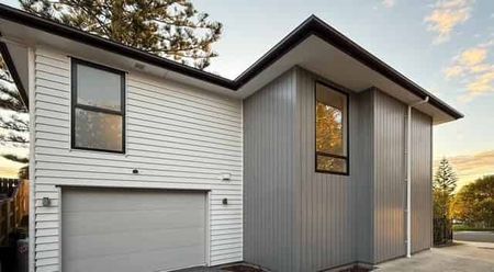 Home in the West - Photo 5