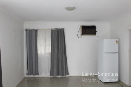 “Large - 1 Bedroom Home” - Photo 5