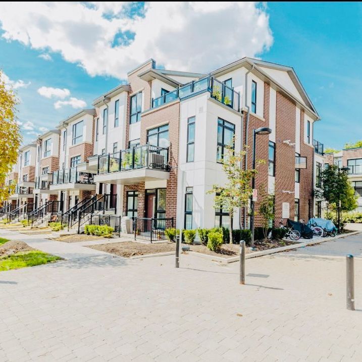 For Lease - 100 Canon jackson Drive Unit# 104, Toronto, Ontario - Photo 1