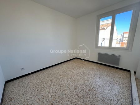 LOCATION d'un appartement de 3 pièces (69 m²) à Miramas, - Photo 2