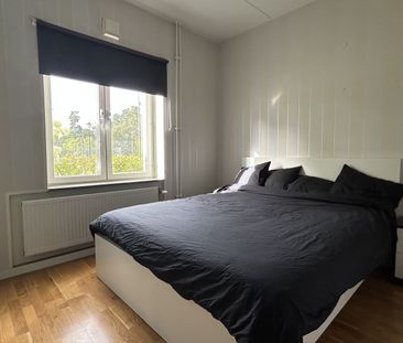 Melongatan, Hässelby - Photo 2