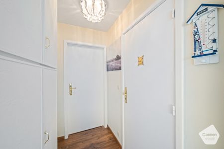 Instapklare gemeubelde penthouse met één slaapkamer en met een prachtig zicht over de zee. Met garagebox op het Casinoplein inbegrepen. - Photo 5