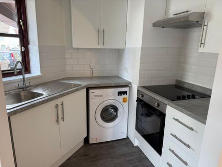1 bedroom flat to rent - Photo 3
