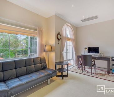 Exceptional Opportunity on Wahroonga’s Prestigious Halcyon Avenue - Photo 1