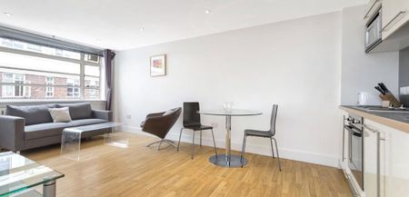 One Bedroom in Nell Gwynn House, Chelsea SW3 - Photo 3