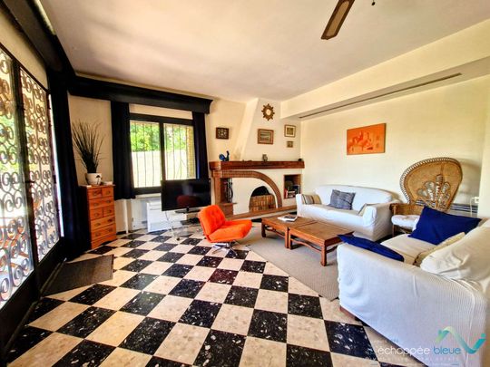 Villa climatisée pour 4 personnes avec piscine privée et petite vue mer à Carqueiranne - Photo 1