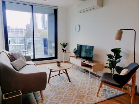 1Bedrooms, 1Bathrooms - Photo 2