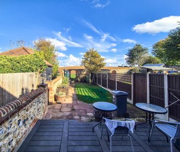 2 bedroom end of terrace house to rent - Photo 2