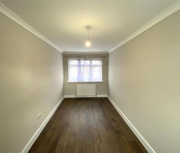 5 bedroom semi-detached house to rent - Photo 5