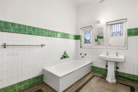 1/10 Riversdale Road, Hawthorn VIC 3122 - Photo 4