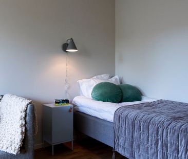 Fyrspannsgatan, Hässelby - Photo 1