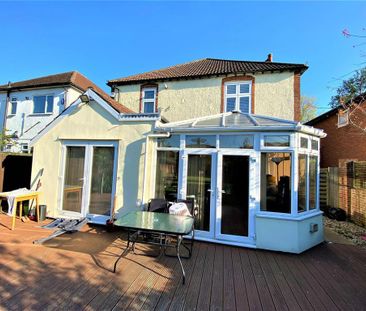 3 bedroom detached house to rent - Photo 2