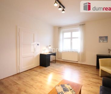 Pronájem bytu 2+1 77 m2 - Fotografie 6