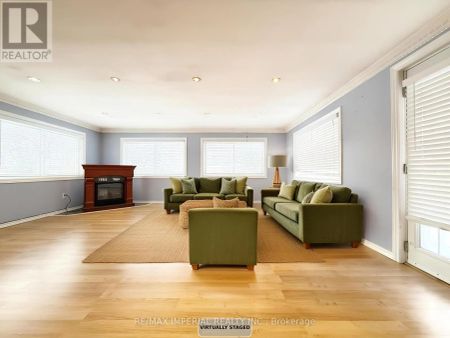 13089 10 SIDE ROAD - Photo 5