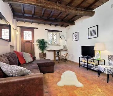 Via dell'Arco di San Calisto, Rome, Lazio 00153 - Photo 3