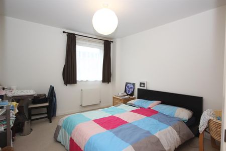 1 bed Flat for let - Photo 3