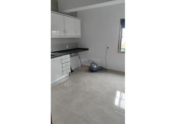 Apartamento T5 em Setúbal