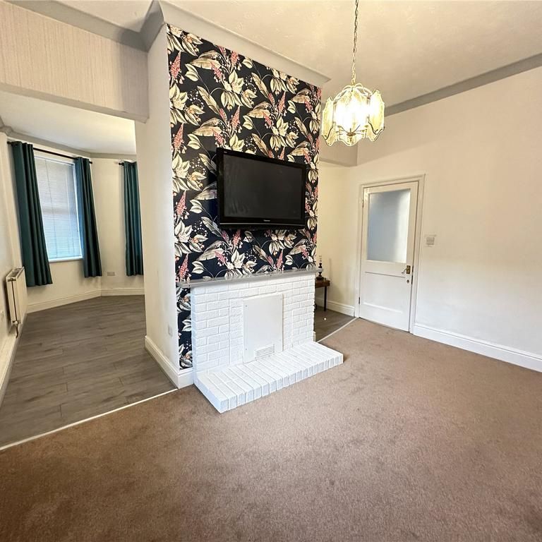 2 bedroom semi-detached house to rent - Photo 1