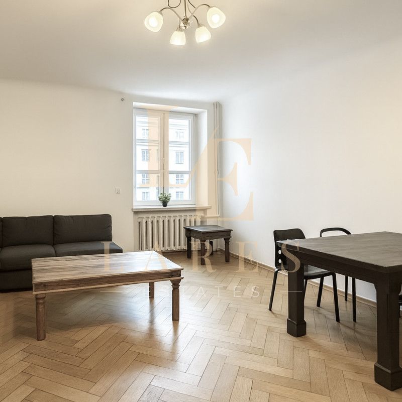 Kamienica | Blisko metro | Osobna kuchnia - Zdjęcie 1