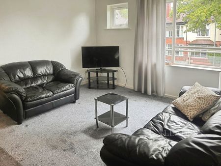 2 bedroom apartment to rent Holmwood Court, Holmwood Road, Manchester, M20 - Photo 2