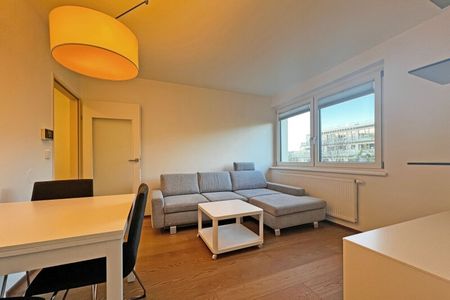 Koffer packen & einziehen! Neuwertige 1,5-Zimmer-Wohnung nahe Bahnhof Hütteldorf - Photo 2