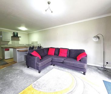 1 bedroom semi-detached house to rent - Photo 2