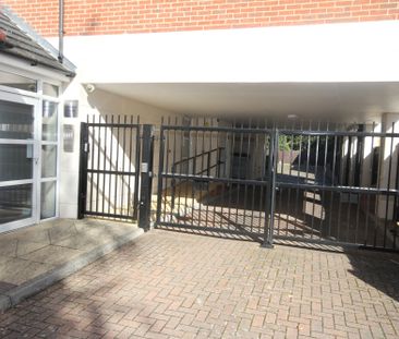 Wharf Lane, Webster Court Wharf Lane, WD3 - Photo 4