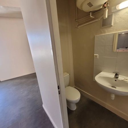 Location Appartement 2 pièces 30m² PERTUIS 84120 - Photo 4