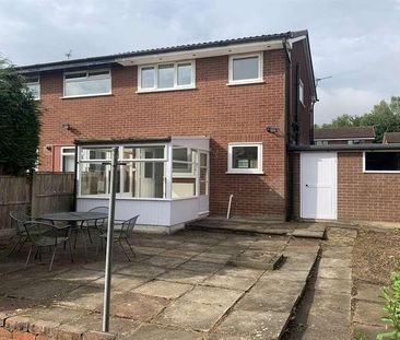 Sovereign Close, Murdishaw, Runcorn, WA7 - Photo 5