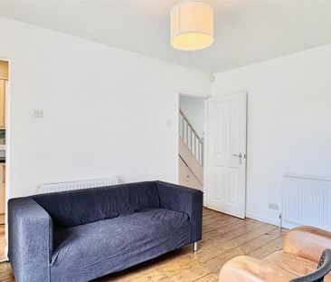 4 bedroom terraced house to rent - Photo 4