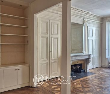 Location Appartement 4 pièces 117m² LYON 2ème - Photo 1