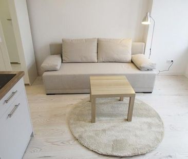 Poznań Łazarz, ul. Antoniego Małeckiego - Photo 2