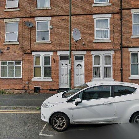 5 Bed Terraced House, Broxtowe Street, NG5 - Photo 3