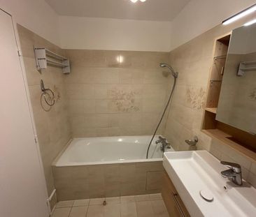 Location Appartement 1 pièce 31m² BOURG LA REINE 92340 - Photo 5