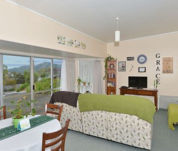 Standalone Two Bedroom Home - Photo 2