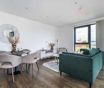 3 bedroom flat to rent - Photo 4