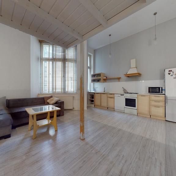 2 pokoje w centrum. Piękna kamienica - Photo 1