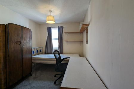 5 bedroom terraced house to rent - Photo 5