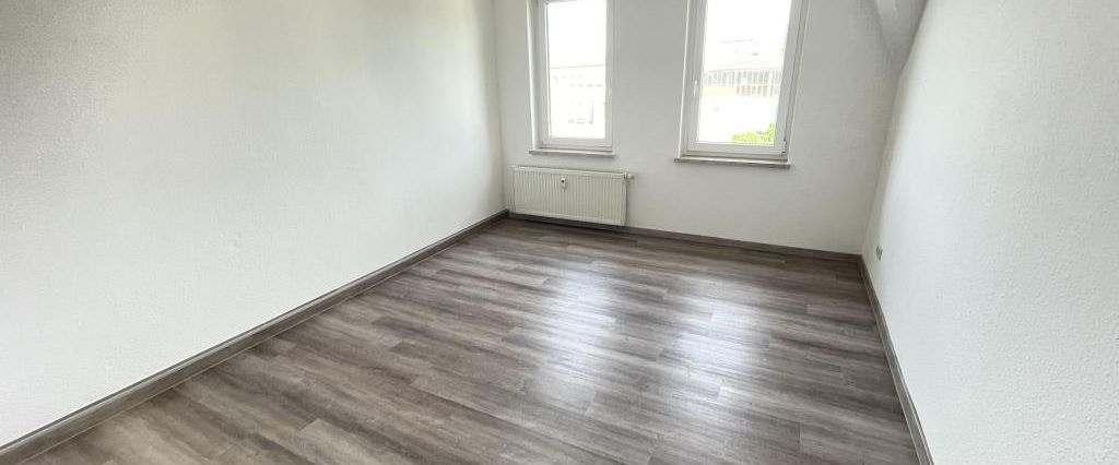 Dachgeschosswohnung in Fraureuth - Foto 1