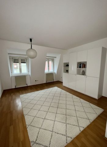 HIT! GÜNSTIG,FREUNDLICH, BEQUEME 2 ZIMMER WOHNUNG IM ZENTRUM ! - Photo 4