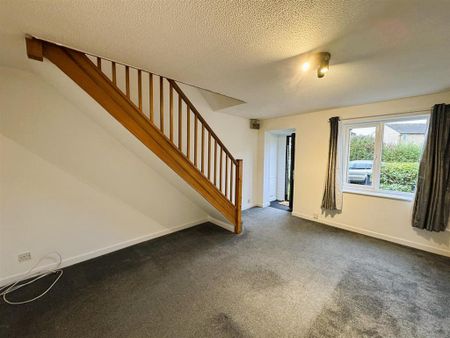 2 bedroom terraced house to rent - Photo 2