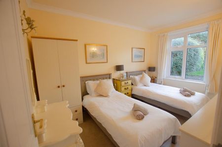 3 bedroom detached house to rent - Photo 5