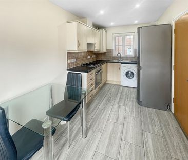 23 Millers Drive, Braintree, CM77 7FD - Photo 6