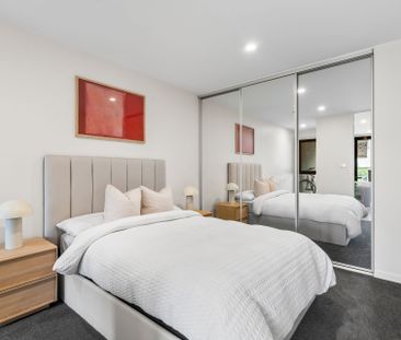 Live in the Heart of Southbank - Photo 1