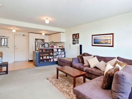 Convenient Spacious Modern Living - Photo 3