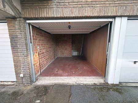 Gezellig appartement nabij centrum Dilbeek. (1e verdieping - lift aanwezig) - Photo 5